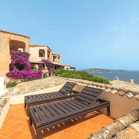 Vista Mare Punta Sardegna Otel